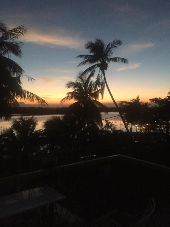 הוי אן Coral Riverside Homestay & Hostel מראה חיצוני תמונה